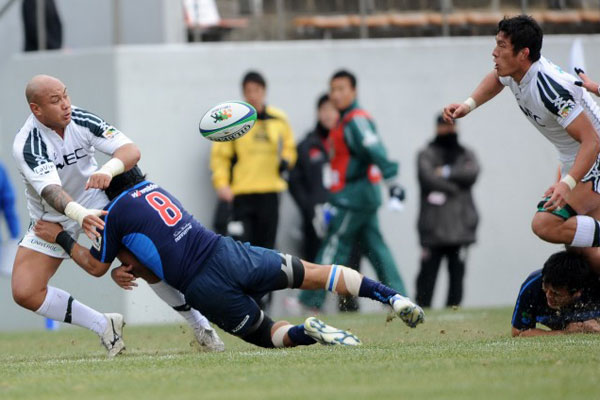 福岡サニックス 5-33 NEC