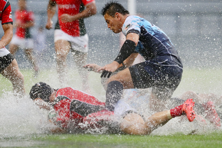 豪雨の中でのTL復帰となった開幕戦でも安定したプレーぶりで勝利に貢献ヤマハ発動機FB五郎丸 photo by Kenji Demura