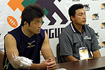 NECグリーンロケッツ、高岩監督(右)と浅野キャプテン