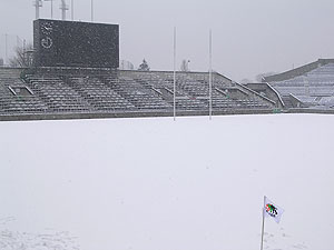 3日、午前10時15分の秩父宮ラグビー場