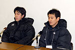 中瀬ヘッドコーチ(右)、田中キャプテン
