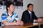 安藤ヘッドコーチ(右)、高キャプテン