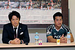 岡村ヘッドコーチ(左)、熊谷キャプテン