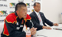 和田監督(右)、仙波ゲームキャプテン